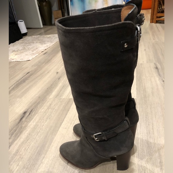 Coach suede 1/4 length boots size 7. Great condition!! - Picture 6 of 8